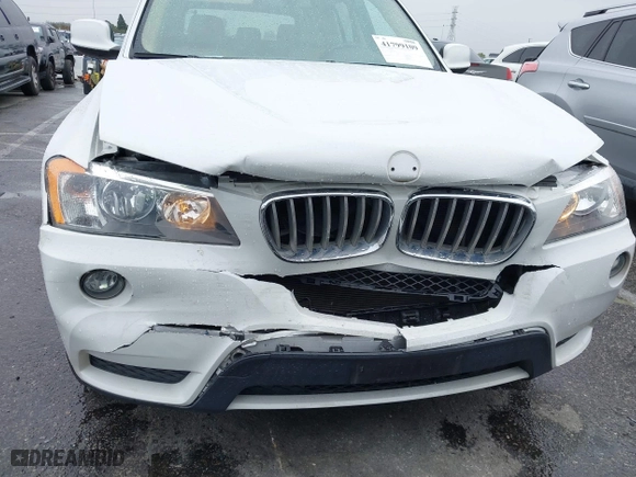 2013 BMW X3 xDrive28i with VIN 5UXWX9C52D0A16547, listed as a IAAI auction lot 41799109 with 118,201 mi miles. Bid and sale history available at carsss.com. Image 6.