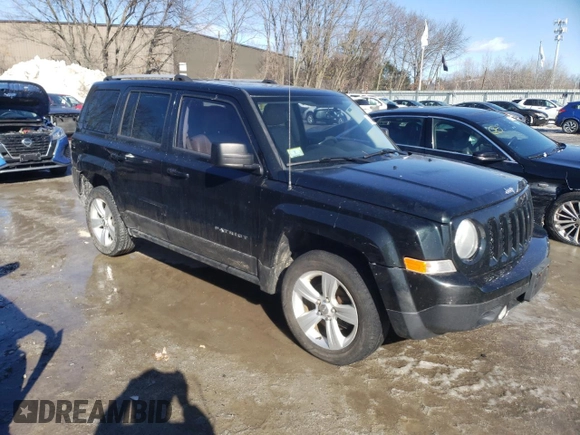 2013 Jeep Patriot Limited with VIN 1C4NJRCB8DD182727, listed as a Copart auction lot 45392115 with 120,433 mi miles and Clean title. Bid and sale history available at DreamBid. Image 4.