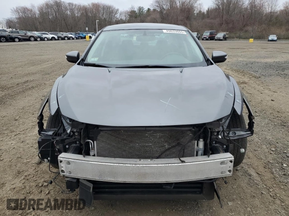 2018 Nissan Altima SV with VIN 1N4AL3AP0JC150365, listed as a Copart auction lot 49633665 with 101,741 mi miles and Salvage Title. Bid and sale history available at DreamBid. Image 5.