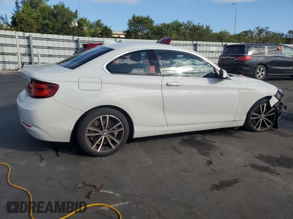 2021 BMW 2 Series 230i with VIN WBA2J1C08M7H18416, listed as a Copart auction lot 84925864 with 85,041 mi miles and Non Repairable. Bid and sale history available at carsss.com. Image 3.