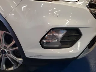 2019 Ford Escape SE z VIN 1FMCU9GD9KUB11829, wystawiony jako IAAI lot #42399993 z przebiegiem 81 910 mil mil oraz . Historia ofert i sprzedaży dostępna na DreamBid. Obrazek 15.