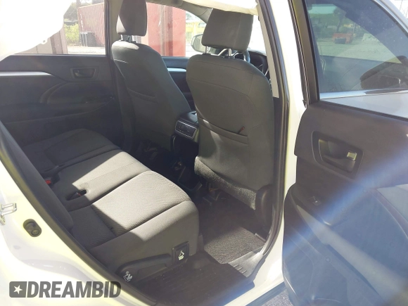2019 Toyota Highlander LE с VIN 5TDZARFH6KS059138, выставлен на аукционе IAAI как лот 42515986 с пробегом 81 016 миль миль и . История ставок и продаж доступна на DreamBid. Изображение 8.