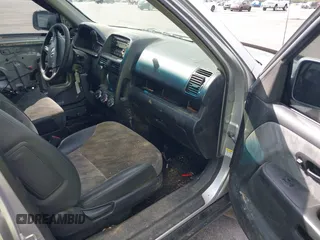 2004 Honda CR-V EX with VIN SHSRD78824U215572, listed as a IAAI auction lot 41932932 with 197,003 mi miles and . Bid and sale history available at carsss.com. Image 5.