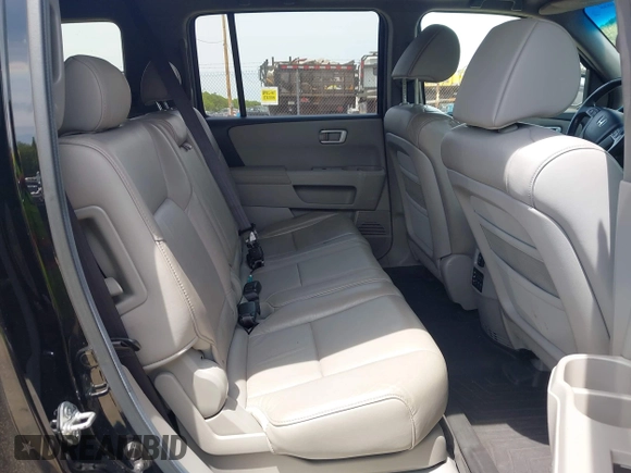 2011 Honda Pilot EX-L z VIN 5FNYF4H63BB091514, wystawiony jako IAAI lot #42362859 z przebiegiem 228 247 mil mil oraz . Historia ofert i sprzedaży dostępna na DreamBid. Obrazek 8.