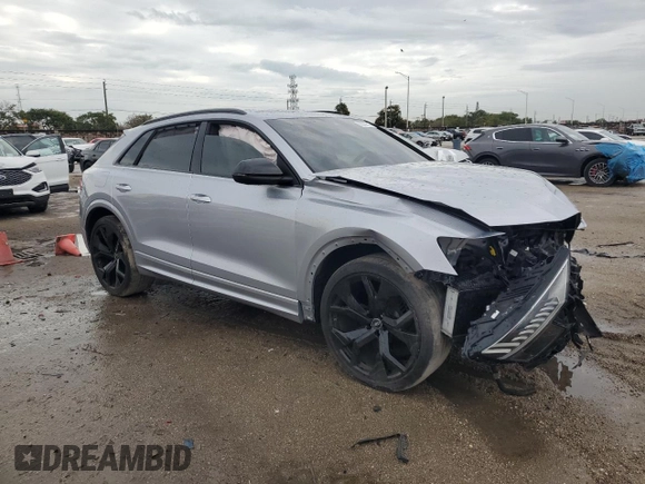 2021 Audi RS Q8 z VIN WU1ARBF13MD008178, wystawiony jako Copart lot #88022515 z przebiegiem 41 655 mil mil oraz Nie do naprawy. Historia ofert i sprzedaży dostępna na DreamBid. Obrazek 4.