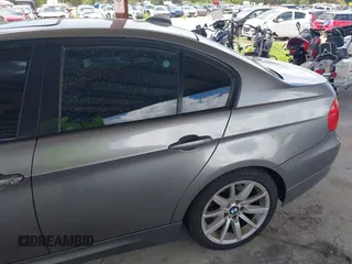 2009 BMW 3 Series 328i with VIN WBAPH77549NL85089, listed as a IAAI auction lot 42623111 with 121,369 mi miles and . Bid and sale history available at DreamBid. Image 15.