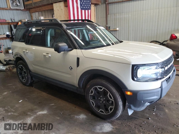 2025 Ford Bronco Sport Outer Banks with VIN 3FMCR9CN6SRE17295, listed as a Copart auction lot 55597115 with 338 mi miles and Salvage title. Bid and sale history available at DreamBid. Image 4.