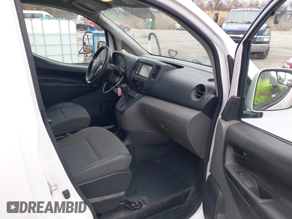 2020 Nissan NV200 Compact Cargo SV with VIN 3N6CM0KNXLK691705, listed as a IAAI auction lot 41798200 with 206,167 mi miles. Bid and sale history available at carsss.com. Image 5.