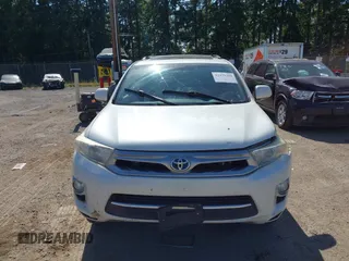 2013 Toyota Highlander Limited z VIN JTEDC3EH5D2013079, wystawiony jako IAAI lot #42479309 z przebiegiem Nie podano mil oraz . Historia ofert i sprzedaży dostępna na DreamBid. Obrazek 12.