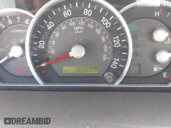 2008 Kia Sorento LX with VIN KNDJD735185775169, listed as a IAAI auction lot 41848588 with 180,600 mi miles and . Bid and sale history available at DreamBid. Image 7.