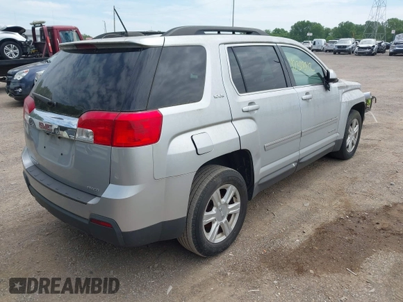 2015 GMC Terrain SLE z VIN 2GKFLWEK8F6272041, wystawiony jako IAAI lot #42308812 z przebiegiem 188 543 mil mil oraz . Historia ofert i sprzedaży dostępna na DreamBid. Obrazek 4.