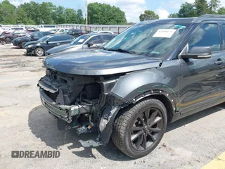 2018 Ford Explorer XLT z VIN 1FM5K7D83JGC51303, wystawiony jako IAAI lot #42456171 z przebiegiem 110 155 mil mil oraz . Historia ofert i sprzedaży dostępna na DreamBid. Obrazek 20.