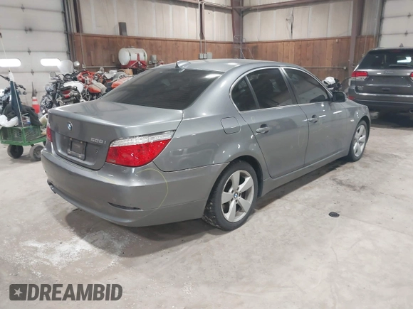 2008 BMW 5 Series 528xi with VIN WBANV13588CZ51090, listed as a IAAI auction lot 41854045 with 144,455 mi miles. Bid and sale history available at carsss.com. Image 4.