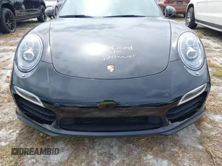 2014 Porsche 911 Turbo S with VIN WP0AD2A99ES167048, listed as a IAAI auction lot 40643041 with Not Provided miles. Bid and sale history available at carsss.com. Image 6.