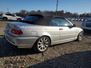 2001 BMW 3 Series 325Ci with VIN WBABS33441JY41864, listed as a Copart auction lot 82790624 with 141,764 mi miles and Salvage Title. Bid and sale history available at carsss.com. Image 3.