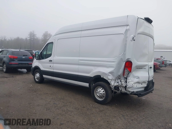 2022 Ford Transit Cargo with VIN 1FTBR2X83NKA80895, listed as a IAAI auction lot 41905179 with 45,241 mi miles and . Bid and sale history available at DreamBid. Image 3.