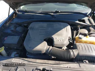 2015 Chrysler 300 Limited with VIN 2C3CCARG9FH838420, listed as a IAAI auction lot 41684228 with 242,316 mi miles. Bid and sale history available at carsss.com. Image 10.