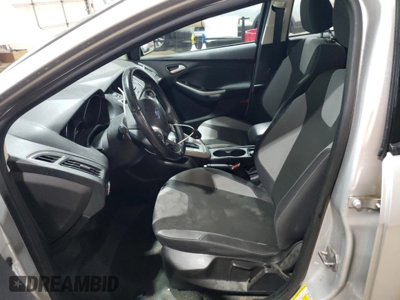 2012 Ford Focus SE z VIN 1FAHP3K25CL246694, wystawiony jako Copart lot #59591645 z przebiegiem 222 330 mil mil oraz Szkoda całkowita • Salvage title. Historia ofert i sprzedaży dostępna na DreamBid. Obrazek 7.
