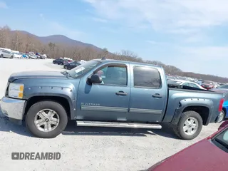 2012 Chevrolet Silverado 1500 LT with VIN 1GCPKSE75CF120579, listed as a IAAI auction lot 41772091 with 107,667 mi miles and . Bid and sale history available at DreamBid. Image 15.