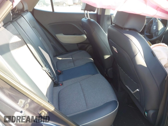 2021 Hyundai Venue SEL with VIN KMHRC8A3XMU126284, listed as a IAAI auction lot 41302612 with 26,804 mi miles and . Bid and sale history available at DreamBid. Image 8.