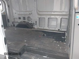 2016 Ford Transit Cargo с VIN 1FTYE1YM2GKB39272, выставлен на аукционе IAAI как лот 42427544 с пробегом 161 406 миль миль и . История ставок и продаж доступна на DreamBid. Изображение 8.
