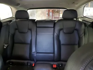 2019 Volvo XC60 Inscription z VIN LYV102RL4KB187813, wystawiony jako Copart lot #50614975 z przebiegiem 114 556 mil mil oraz Szkoda całkowita • Salvage title. Historia ofert i sprzedaży dostępna na DreamBid. Obrazek 10.