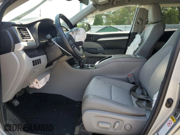 2017 Toyota Highlander LE with VIN 5TDBZRFH5HS481159, listed as a Copart auction lot 59106835 with Not provided miles and Salvage title. Bid and sale history available at DreamBid. Image 7.
