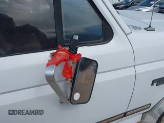 1996 Ford F-250 with VIN 1FTHX25G7TEA65581, listed as a IAAI auction lot 42068491 with Not Provided miles and . Bid and sale history available at DreamBid. Image 13.
