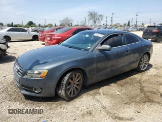 2011 Audi A5 Premium Plus z VIN WAULFAFR6BA060575, wystawiony jako Copart lot #54230335 z przebiegiem 112 419 mil mil oraz Czysty tytuł • Clean title. Historia ofert i sprzedaży dostępna na DreamBid. Obrazek 1.