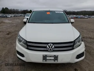 2014 Volkswagen Tiguan SE with VIN WVGAV3AX9EW549330, listed as a Copart auction lot 86750414 with 122,622 mi miles and Clean title. Bid and sale history available at DreamBid. Image 5.
