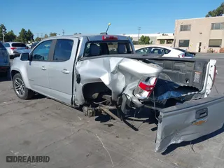 2020 Chevrolet Colorado 2WD Work Truck with VIN 1GCGSBEN0L1209889, listed as a IAAI auction lot 40390370 with 67,417 mi miles. Bid and sale history available at carsss.com. Image 3.