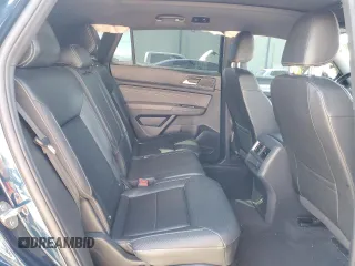2022 Volkswagen Atlas SE z VIN 1V2KE2CA7NC226549, wystawiony jako Copart lot #49556985 z przebiegiem 49 598 mil mil oraz Szkoda całkowita • Salvage title. Historia ofert i sprzedaży dostępna na DreamBid. Obrazek 11.