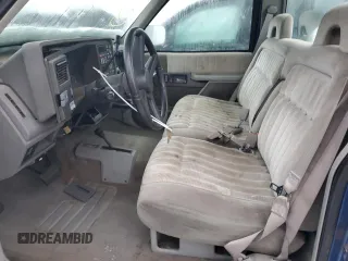 1994 GMC Sierra 1500 with VIN 1GTEK14K4RE538279, listed as a Copart auction lot 84693154 with 208,407 mi miles and Non Repairable. Bid and sale history available at DreamBid. Image 7.