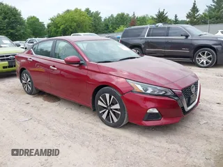 2021 Nissan Altima SV with VIN 1N4BL4DV7MN319178, listed as a IAAI auction lot 42467910 with 104,977 mi miles and . Bid and sale history available at DreamBid. Image 1.