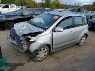 2005 Scion xA z VIN JTKKT624550121979, wystawiony jako Copart lot #73280404 z przebiegiem Nie podano mil oraz Szkody całkowita. Historia ofert i sprzedaży dostępna na DreamBid. Obrazek 1.