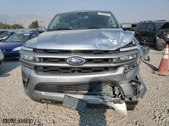 2023 Ford Expedition Max XLT with VIN 1FMJK1J82PEA10823, listed as a Copart auction lot 64865024 with NaN miles and Salvage Title. Bid and sale history available at carsss.com. Image 5.