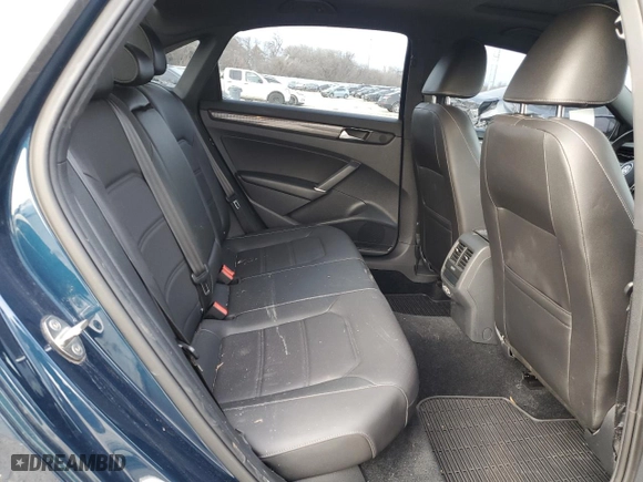 2021 Volkswagen Passat 2.0T R-Line with VIN 1VWMA7A31MC010344, listed as a Copart auction lot 42226085 with 47,036 mi miles and Salvage Title. Bid and sale history available at carsss.com. Image 10.