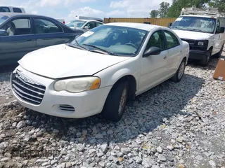 2005 Chrysler Sebring z VIN 1C3EL46X65N541688, wystawiony jako IAAI lot #42375607 z przebiegiem 220 495 mil mil oraz . Historia ofert i sprzedaży dostępna na DreamBid. Obrazek 2.