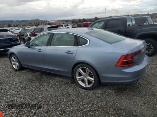 2018 Volvo S90 Momentum with VIN LVY982MK5JP026876, listed as a Copart auction lot 48429775 with 57,325 mi miles and Salvage Title. Bid and sale history available at carsss.com. Image 2.