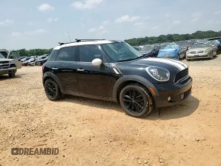 2012 MINI Countryman S with VIN WMWZC3C59CWL87444, listed as a Copart auction lot 59547785 with 147,814 mi miles and Salvage title. Bid and sale history available at DreamBid. Image 13.