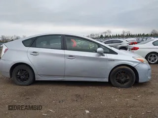 2012 Toyota Prius One with VIN JTDKN3DU5C5449903, listed as a IAAI auction lot 42070487 with 399,464 mi miles. Bid and sale history available at carsss.com. Image 13.