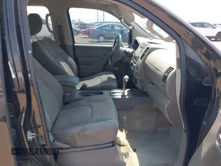 2016 Nissan Frontier SV z VIN 1N6AD0ER2GN758433, wystawiony jako IAAI lot #42004336 z przebiegiem 186 897 mil mil oraz . Historia ofert i sprzedaży dostępna na DreamBid. Obrazek 5.