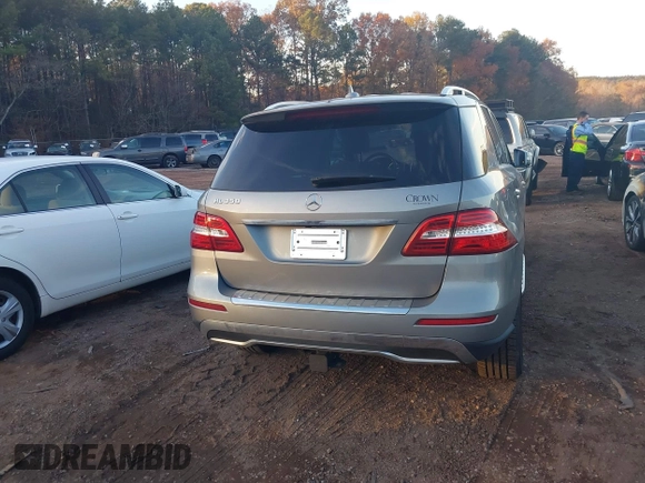 2015 Mercedes-Benz M 350 with VIN 4JGDA5JB1FA452999, listed as a IAAI auction lot 41100935 with 52,636 mi miles and . Bid and sale history available at DreamBid. Image 16.