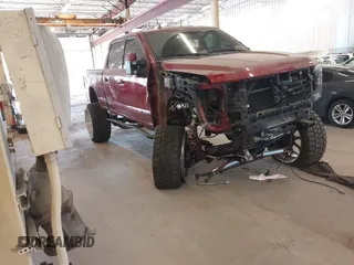 2019 Ford F-250 XL z VIN 1FT7W2BT5KEE64018, wystawiony jako IAAI lot #42055400 z przebiegiem 43 255 mil mil oraz . Historia ofert i sprzedaży dostępna na DreamBid. Obrazek 1.