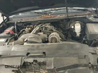 2008 Chevrolet Suburban 2LT с VIN 1GNFK16348J103883, выставлен на аукционе IAAI как лот 42593866 с пробегом 272 026 миль миль и . История ставок и продаж доступна на DreamBid. Изображение 20.