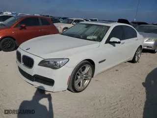 2013 BMW 7 Series 740Li with VIN WBAYE4C57DD137483, listed as a Copart auction lot 75406244 with 0 mi miles and Salvage Title. Bid and sale history available at carsss.com. Image 1.