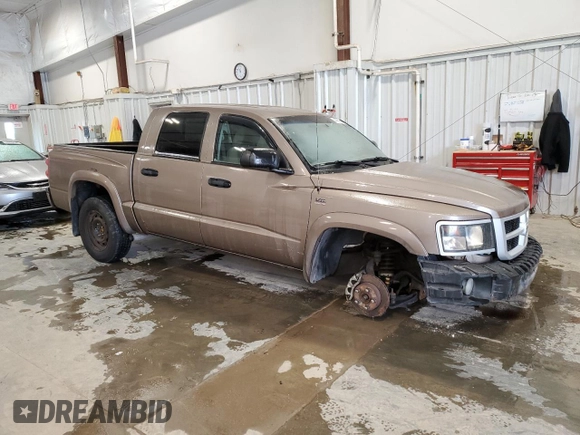 2010 Dodge Dakota SXT with VIN 1D7CW3GP2AS104212, listed as a Copart auction lot 44062435 with 203,233 mi miles and Clean Title. Bid and sale history available at carsss.com. Image 4.