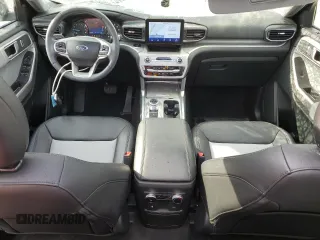 2023 Ford Explorer XLT with VIN 1FMSK7DH1PGC12480, listed as a Copart auction lot 61403655 with 20,555 mi miles and Salvage title. Bid and sale history available at DreamBid. Image 8.