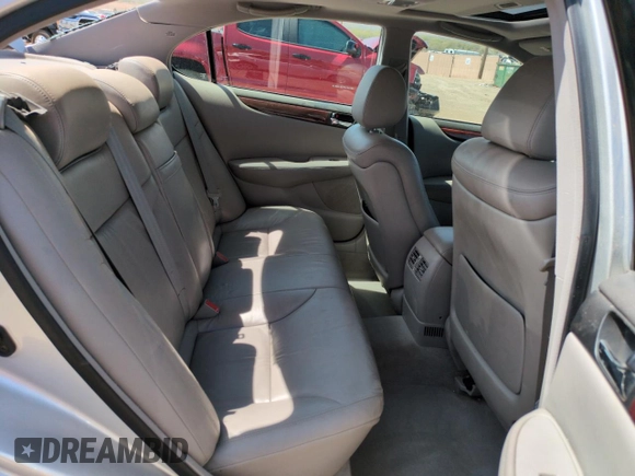 2002 Lexus ES 300 with VIN JTHBF30G725034964, listed as a Copart auction lot 51224395 with 100,097 mi miles and Salvage Title. Bid and sale history available at DreamBid. Image 10.