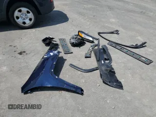 2015 Jeep Cherokee Sport с VIN 1C4PJLAB5FW695241, выставлен на аукционе Copart как лот 60779715 с пробегом 87 272 миль миль и Списание • Salvage title. История ставок и продаж доступна на DreamBid. Изображение 13.